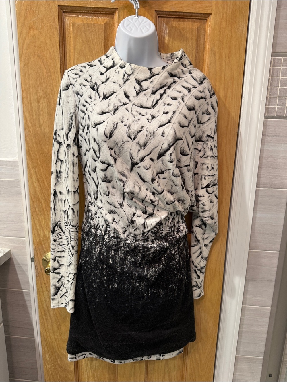 Helmut Lang Black and White Patterned Long Sleeve Top